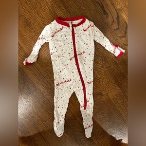 Kicker Pants NB Christmas Onsie